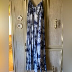 C & C California size M maxi dress